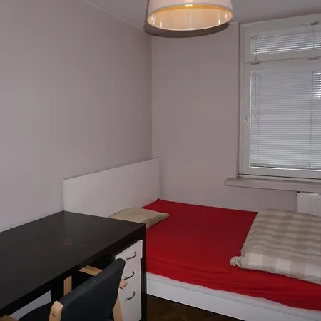 Single With Shared Kitchen,bathroom * 브로츠와프